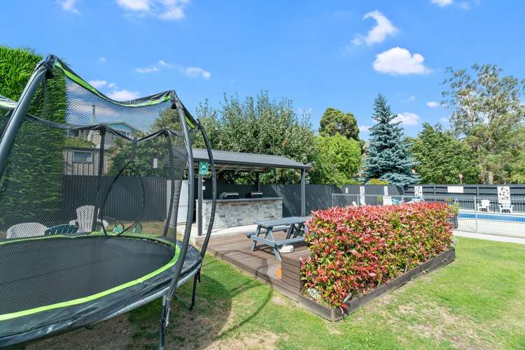 2/10 Macpherson Street Wanaka_9