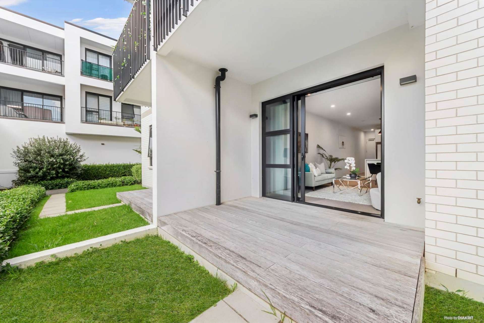 03/10g Nugget Avenue Hobsonville_0