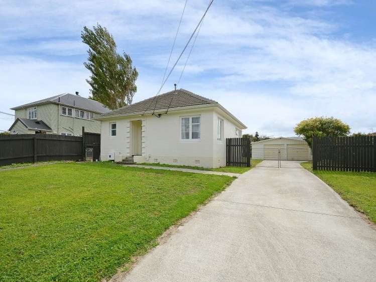 1 Bush Street Naenae_10