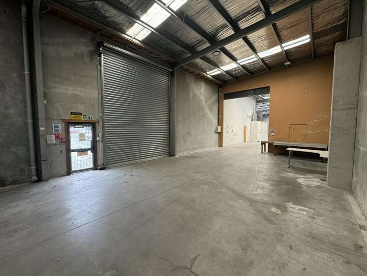 Unit E, 5 Tenahaun Place Wigram_9