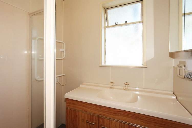 3/11 Woodcote Avenue Hornby_9