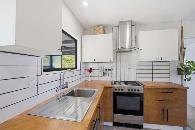 57 Princes Street Waikari_6