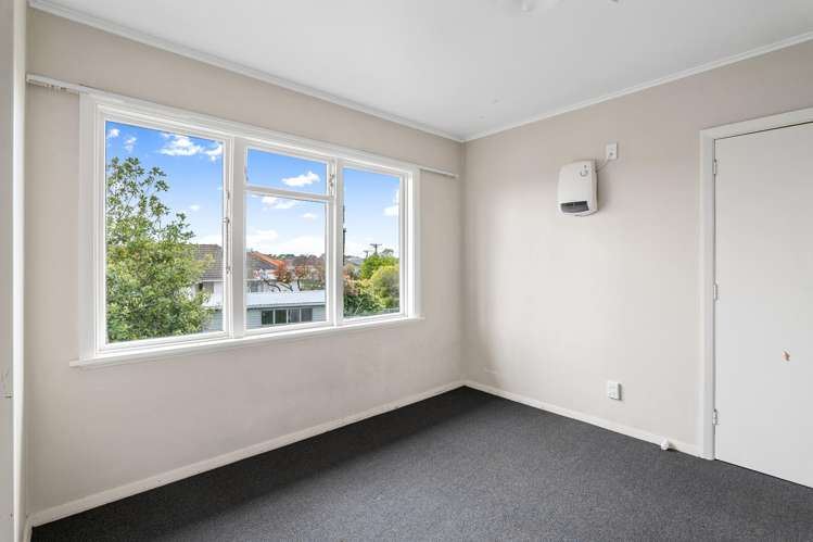 152 Hampshire Street and 1 Brockenhurst Street Aranui_13