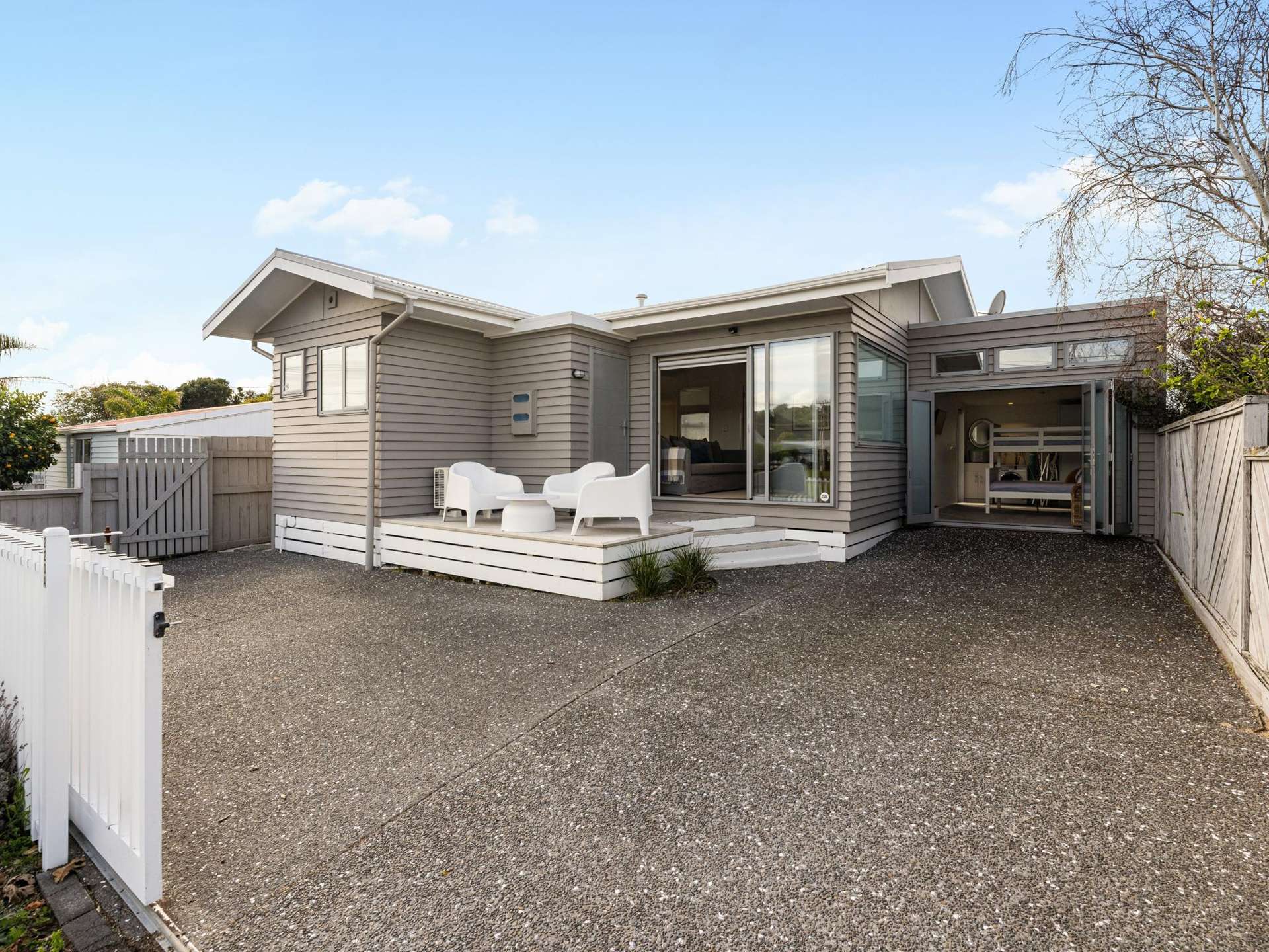 220A Ocean Road Whangamata_0