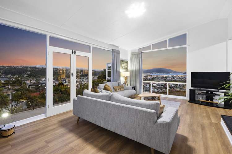 77 Easther Crescent Kew_15