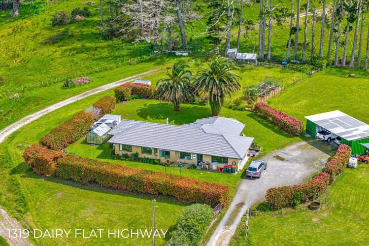 1317 and 1319 Dairy Flat Highway Dairy Flat_29