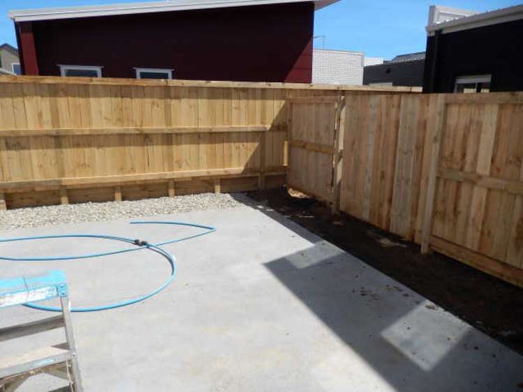 2 Ridgedale Crescent 2743_12