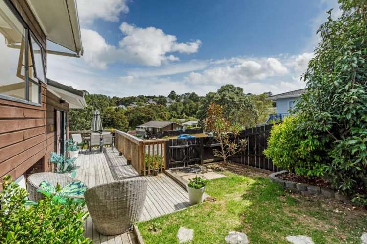1/111 Spinella Drive Bayview_20