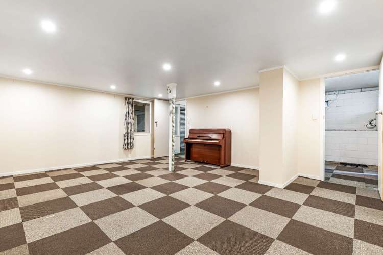 19 Warwick Place Brookfield_16