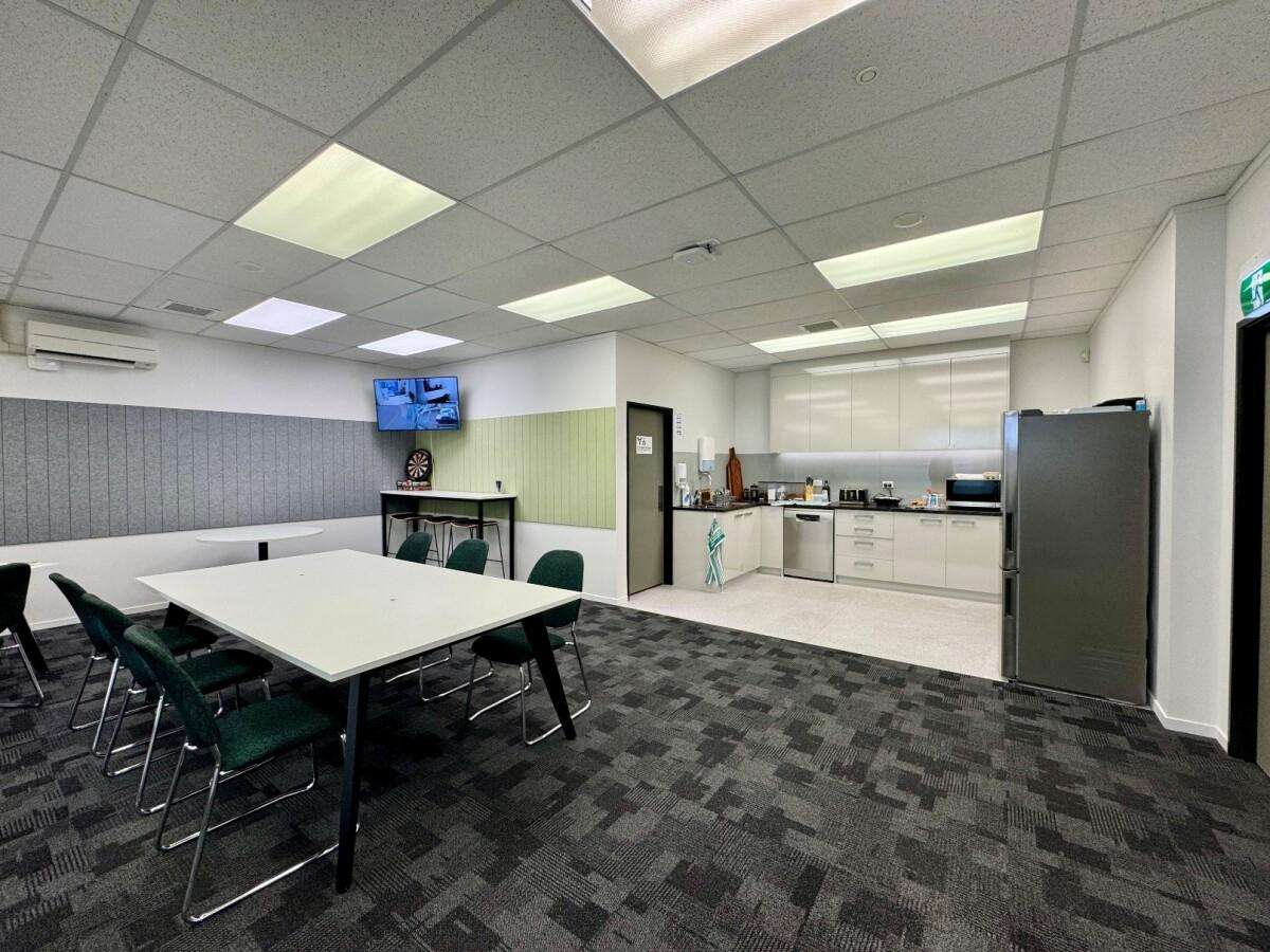 256 Broadway Avenue_2