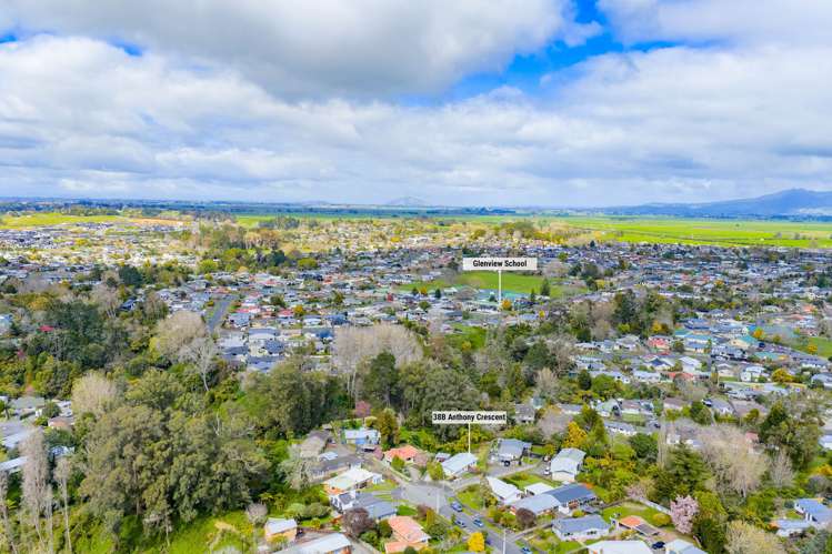 38A & 38B Anthony Crescent Bader_29