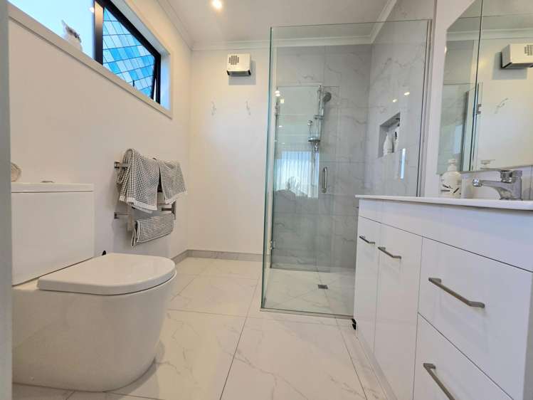 18 Avoca Drive Waiareka Junction_18