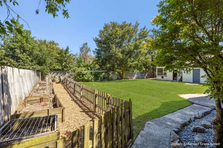 12 Kowhai Street Oxford_32