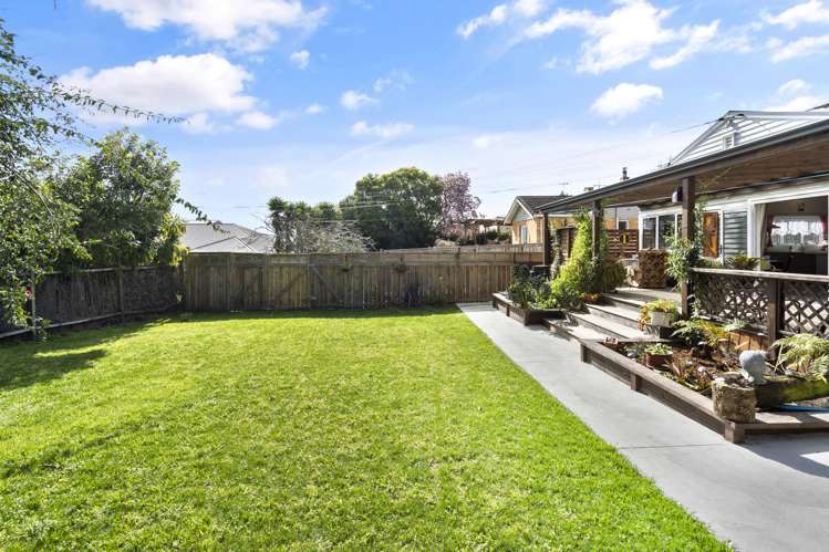 100 Macfarlane Street Hamilton East_20