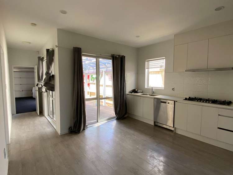 4 Calcite Avenue Flat Bush_6