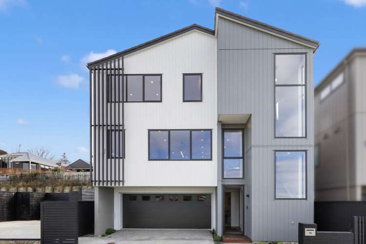 15 Awa Crescent_0