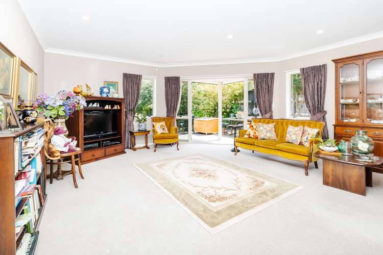 44 Limousin Place Grandview Heights_6