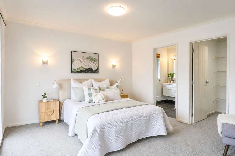 7 Millie Place Huntington_13