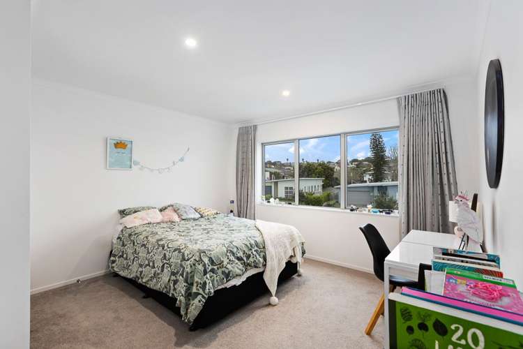 11 Kukuwai Avenue Red Beach_13