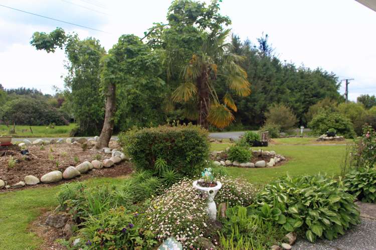 22 Denston Street Blackball_10