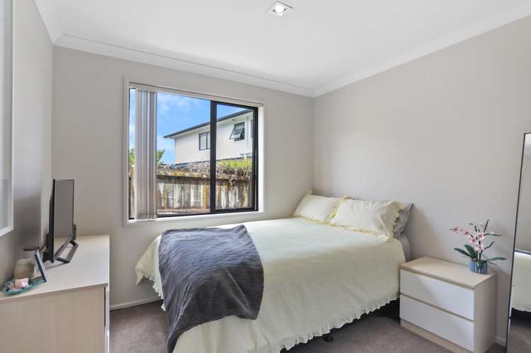 7 Oratia Drive Glen Eden_15