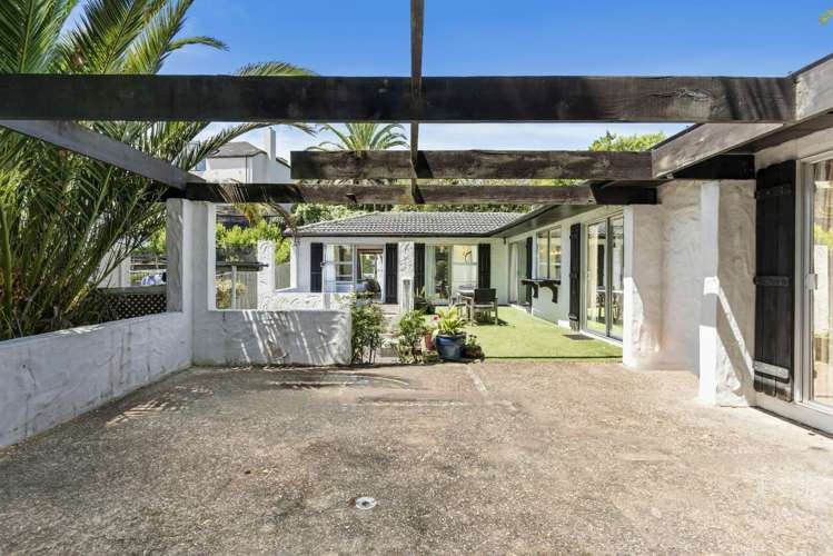 8 Stoneyroyd Gardens Remuera_18