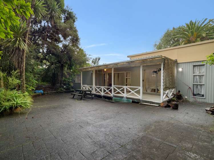 12 Karapiti Place Glen Eden_11