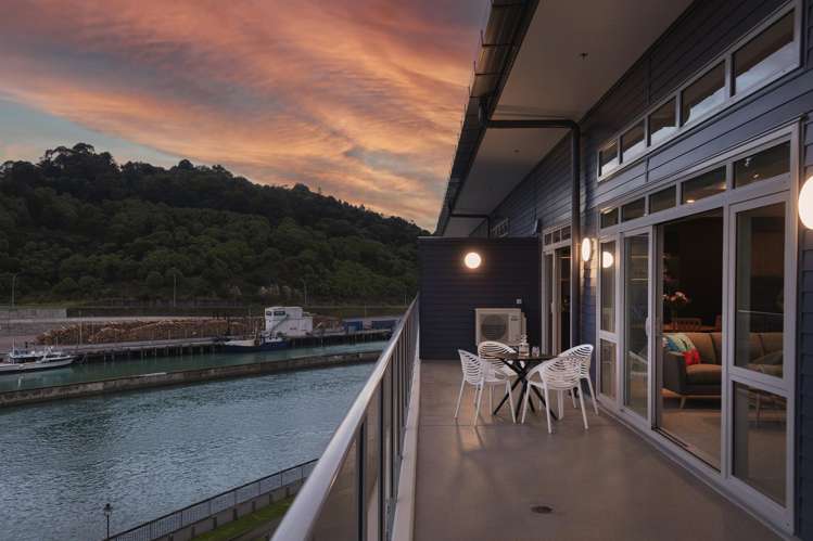 404/4 Reads Quay, Marinaview Gisborne_23
