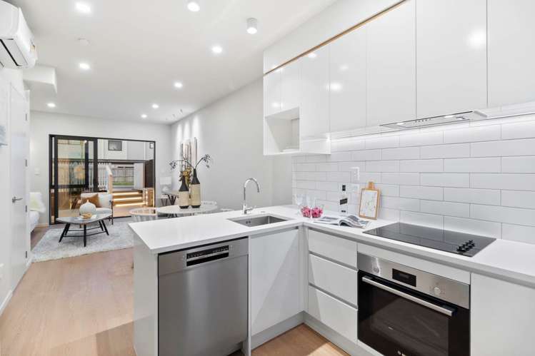 32 Observation Green Hobsonville_14