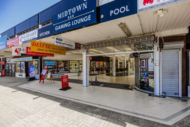 1,2,3,4/184 Great South Road Papakura_1