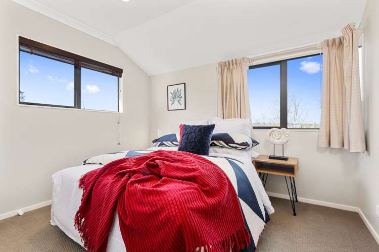 3 Baverton Drive Flat Bush_15