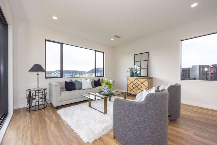 13 Spars Road Wainui_2