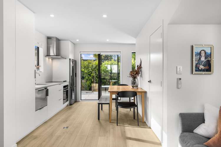 1/71 Ruawai Road Mount Wellington_8