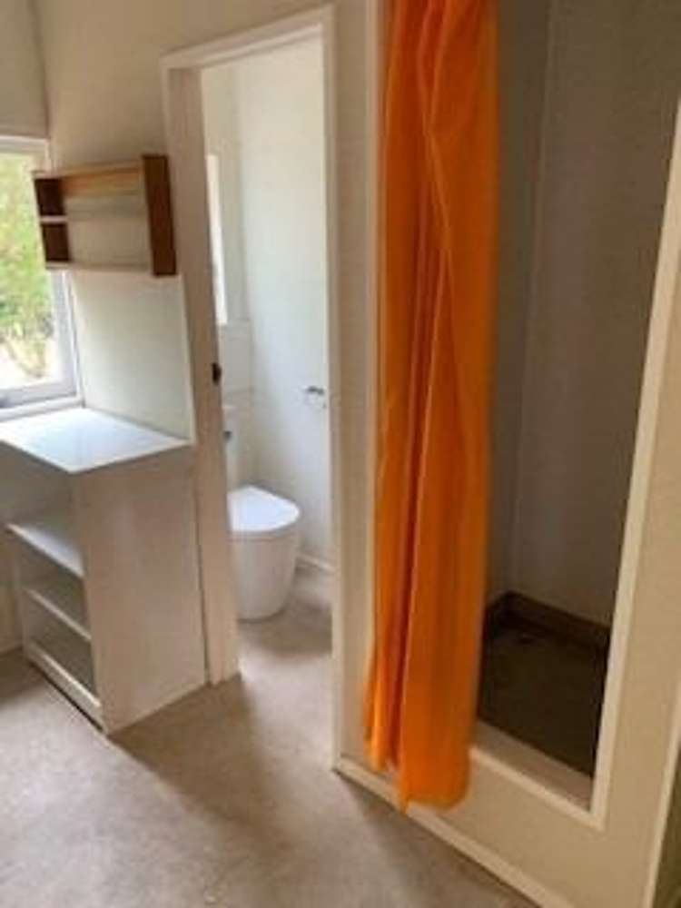 1/57a Northboro Road Belmont_17