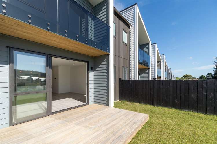 8 Paparahi Place Wainui_9
