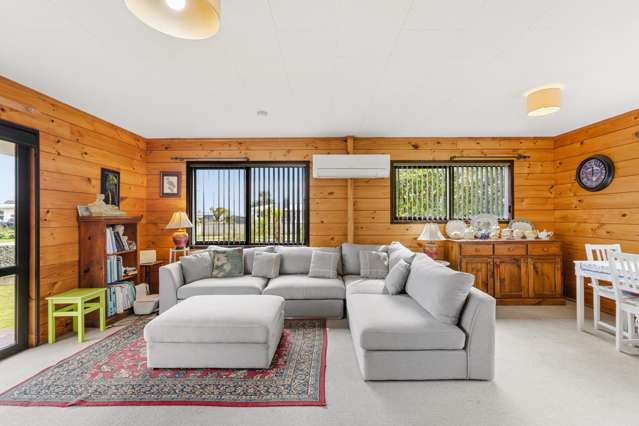 11 Cook Street Carters Beach_2