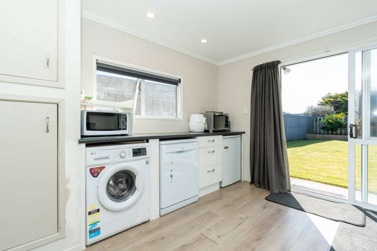 96 Aberdeen Drive Dinsdale_21