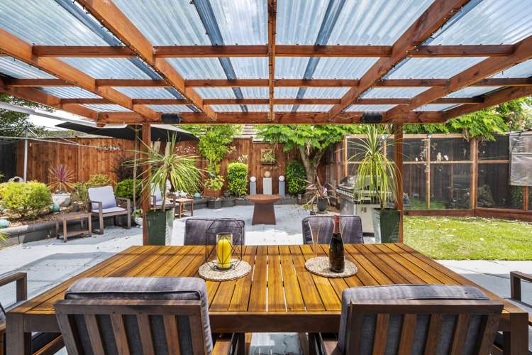 24 Hedge Row Sunnyhills_9