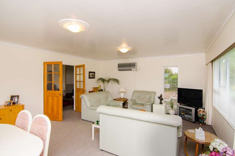 101 Lincoln Road Carterton_7