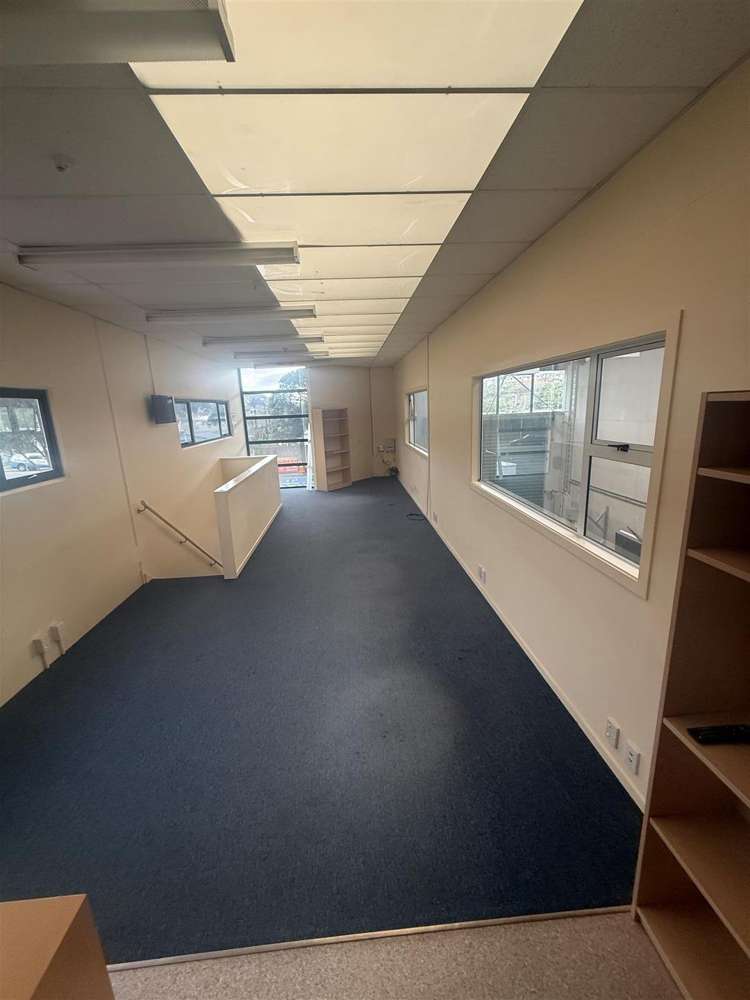 Unit 1, 98 Main Road Tawa_2