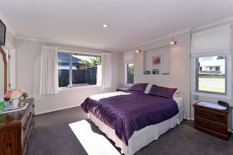 16 Curtis Street Stoke_7