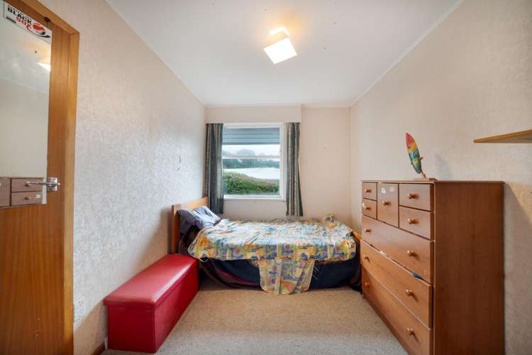 3 Jonathan Way Paparangi_6