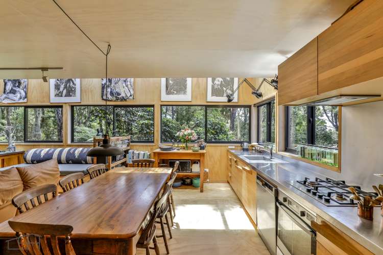 27 Longfellow Parade Glen Eden_6