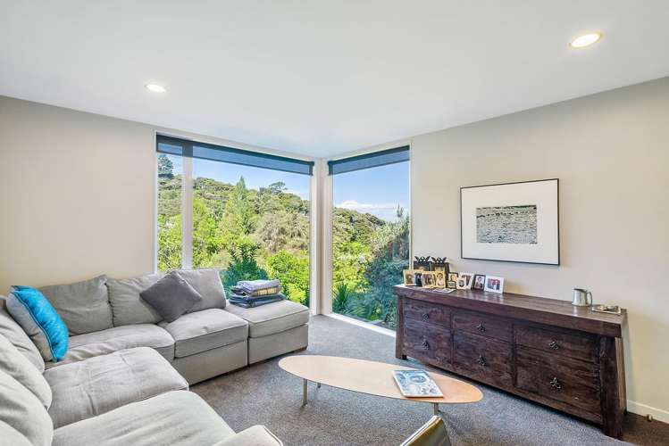 9 Herrings Cove Place Titirangi_8