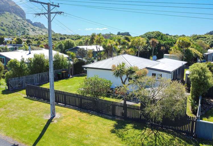 9 Muri Street Aramoana_23