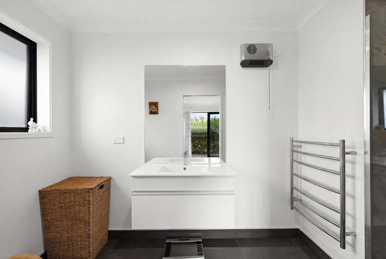 52 Norfolk Drive Cambridge_8