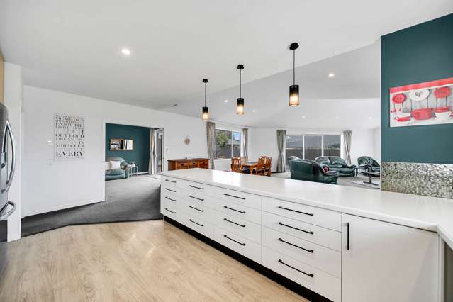 81 Orbell Crescent Te Anau_4