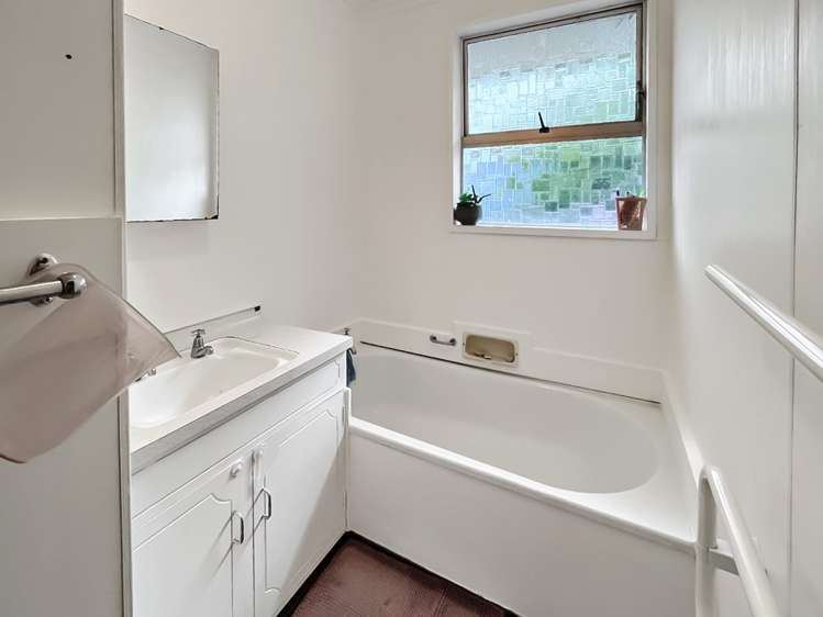 2/457 Church Street Palmerston North Central_6