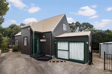 8 Higgs Road_1