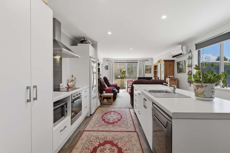 1/162 Waihi Road Judea_12